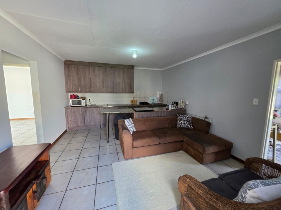 6 Bedroom Property for Sale in Bethlehem Free State